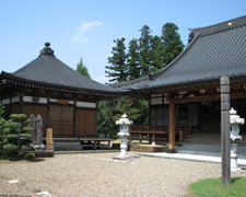 蒼泉寺境内